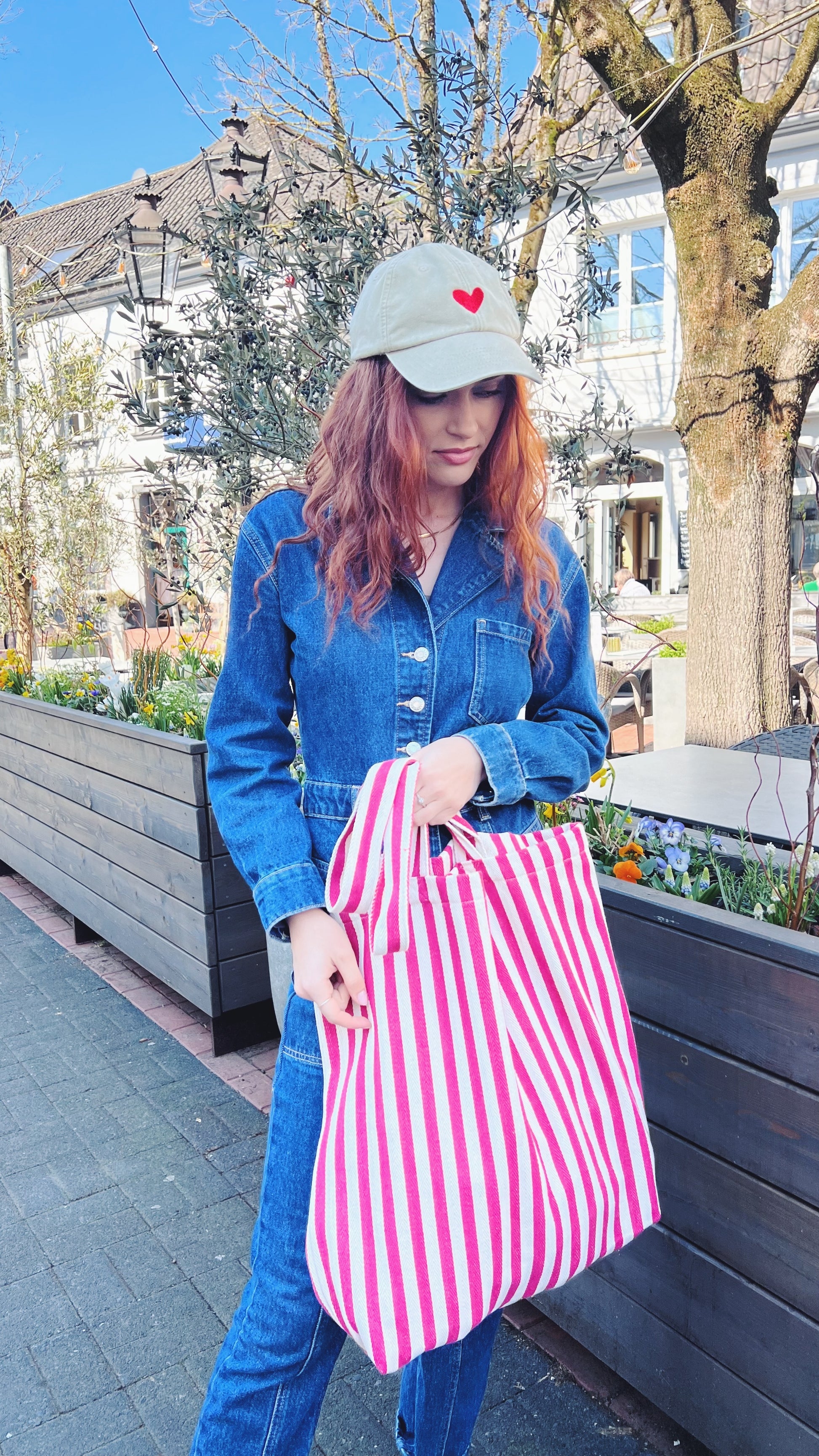 Streifentasche rot front