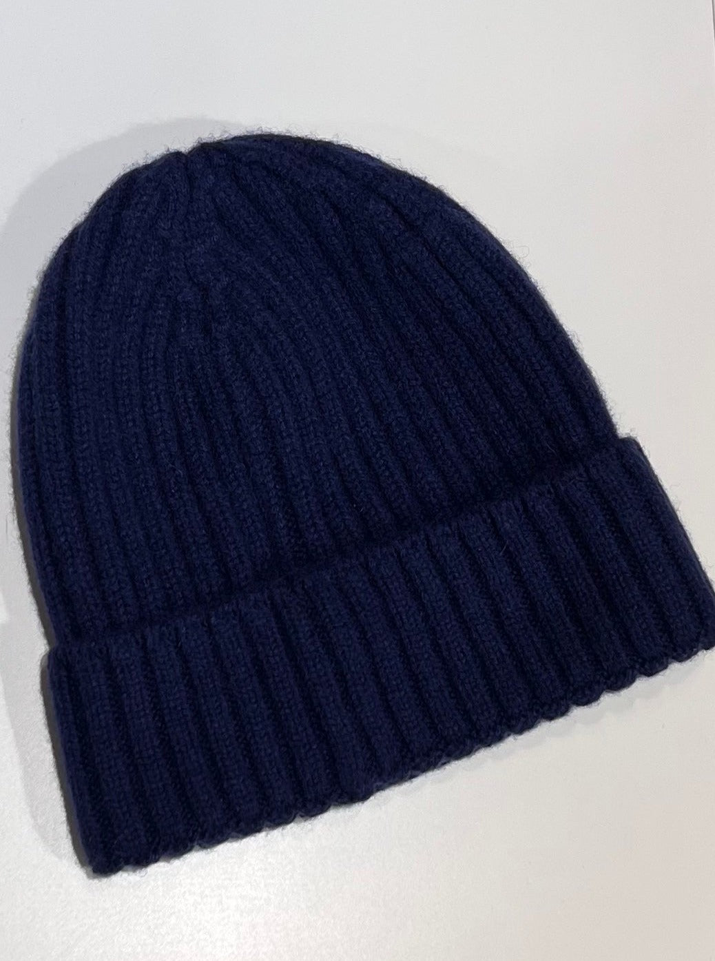 Kaschmir Rippenmütze 2.0 - tintenblau - Front