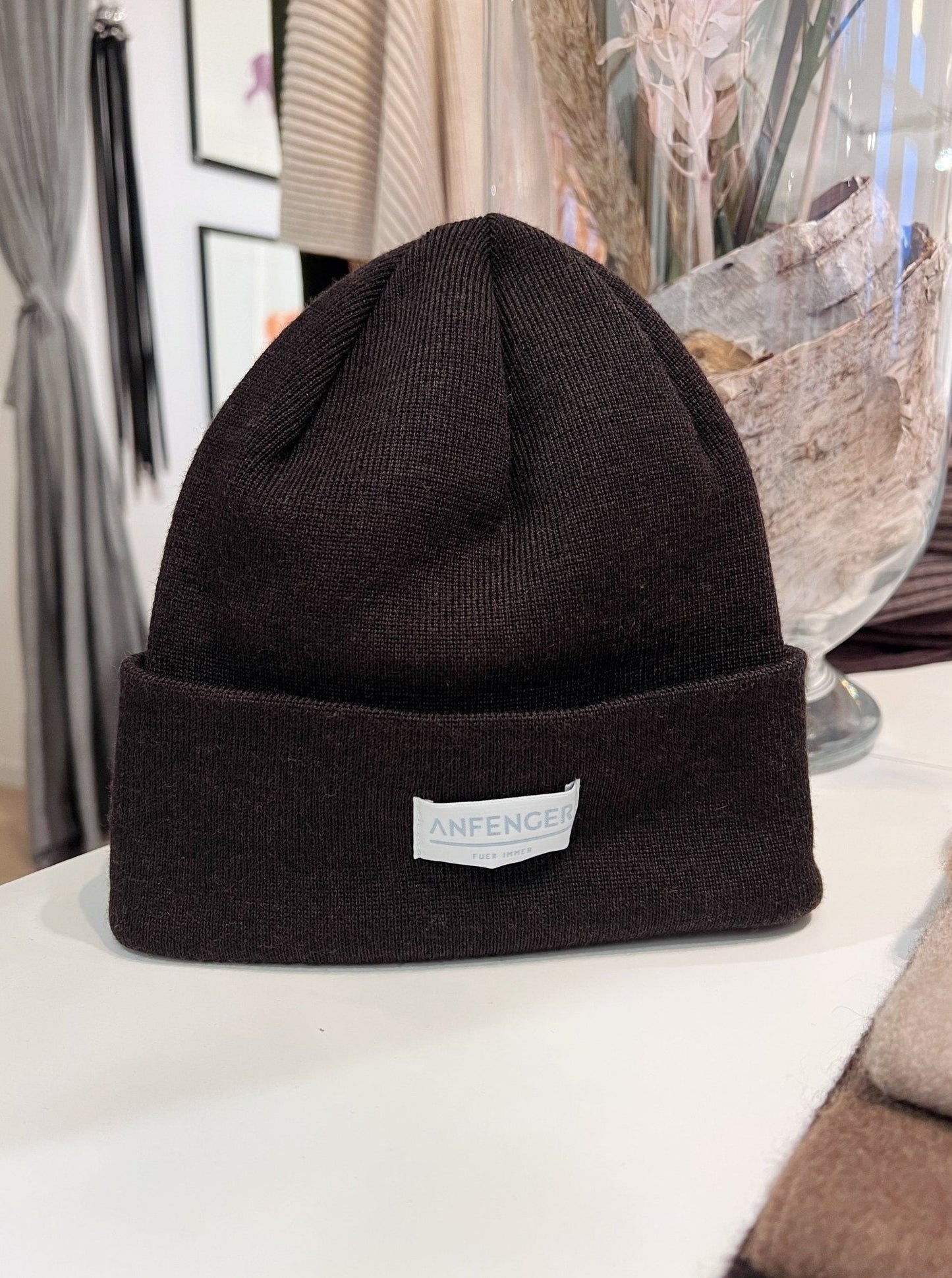 Beanies - 100 % feinster Merinowolle - Dunkelbraun - Front