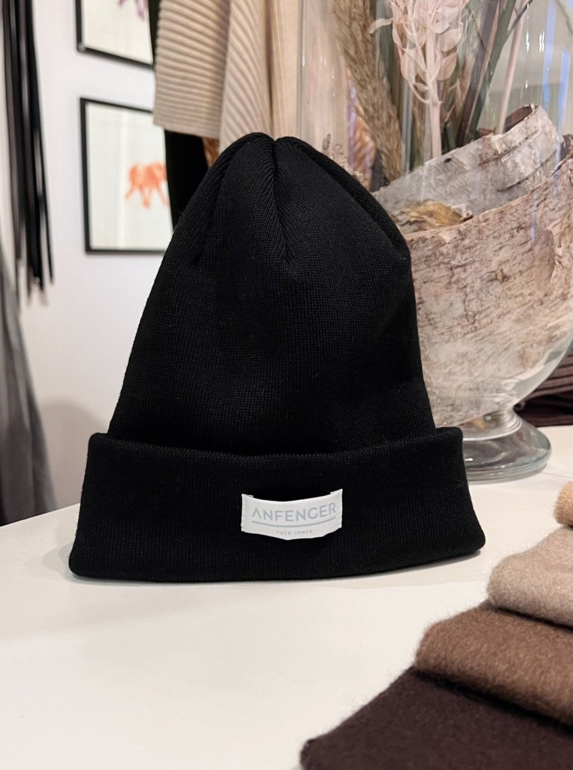 Beanies - 100 % feinster Merinowolle - Schwarz - Front