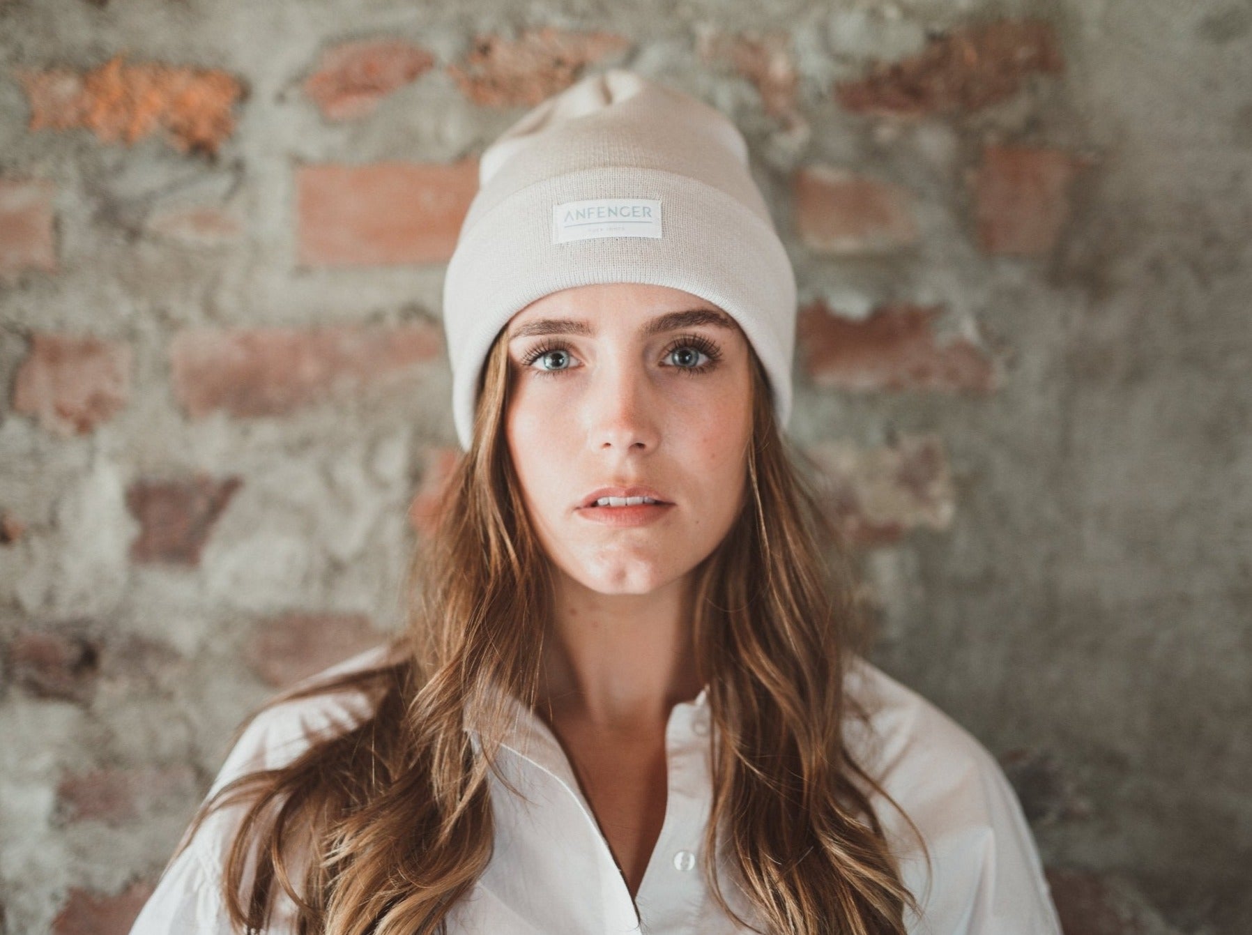 Beanies - 100 % feinster Merinowolle - Weiß/Grau - Front