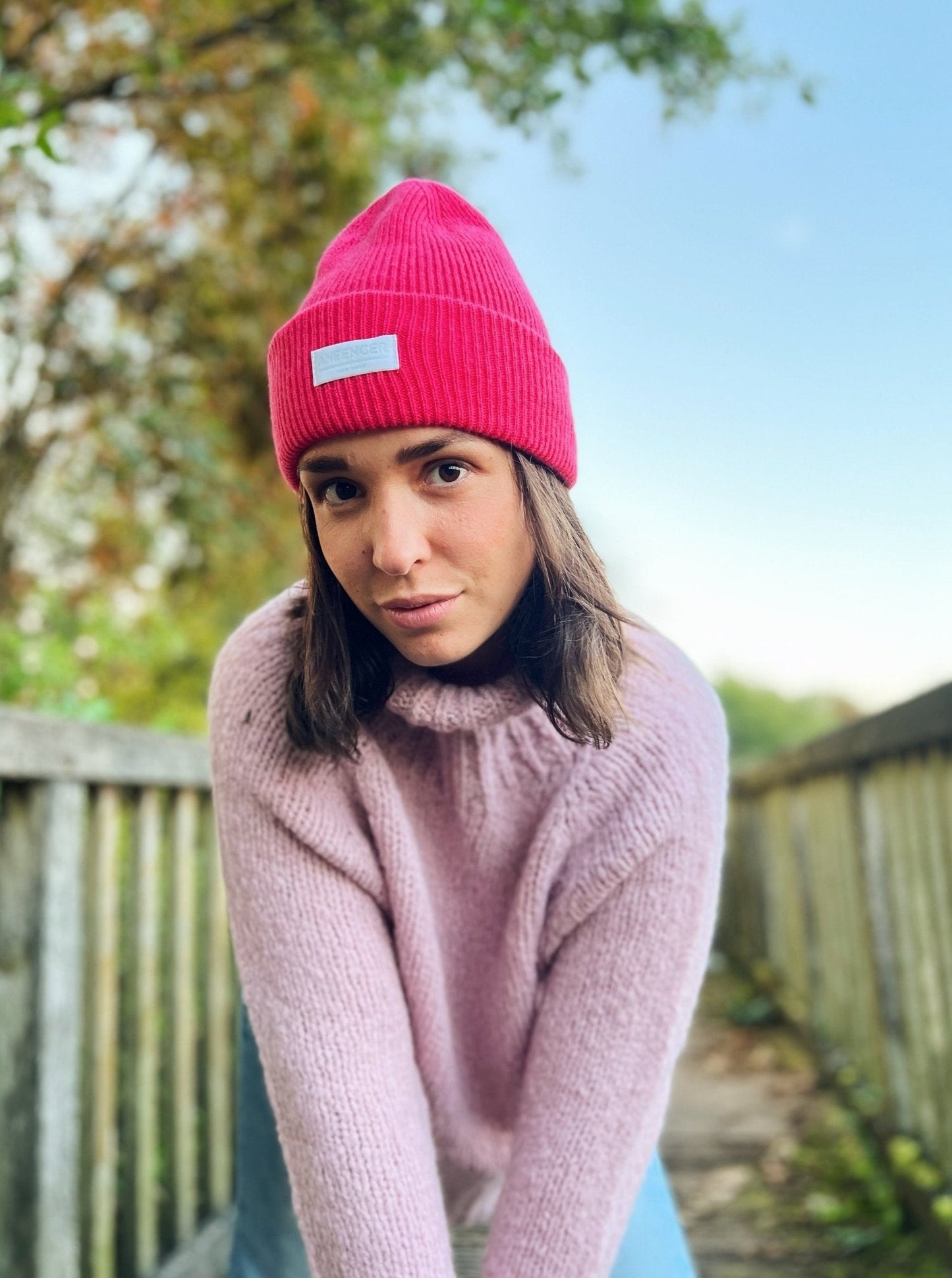 Feine Kaschmirbeanie - Beere - Front