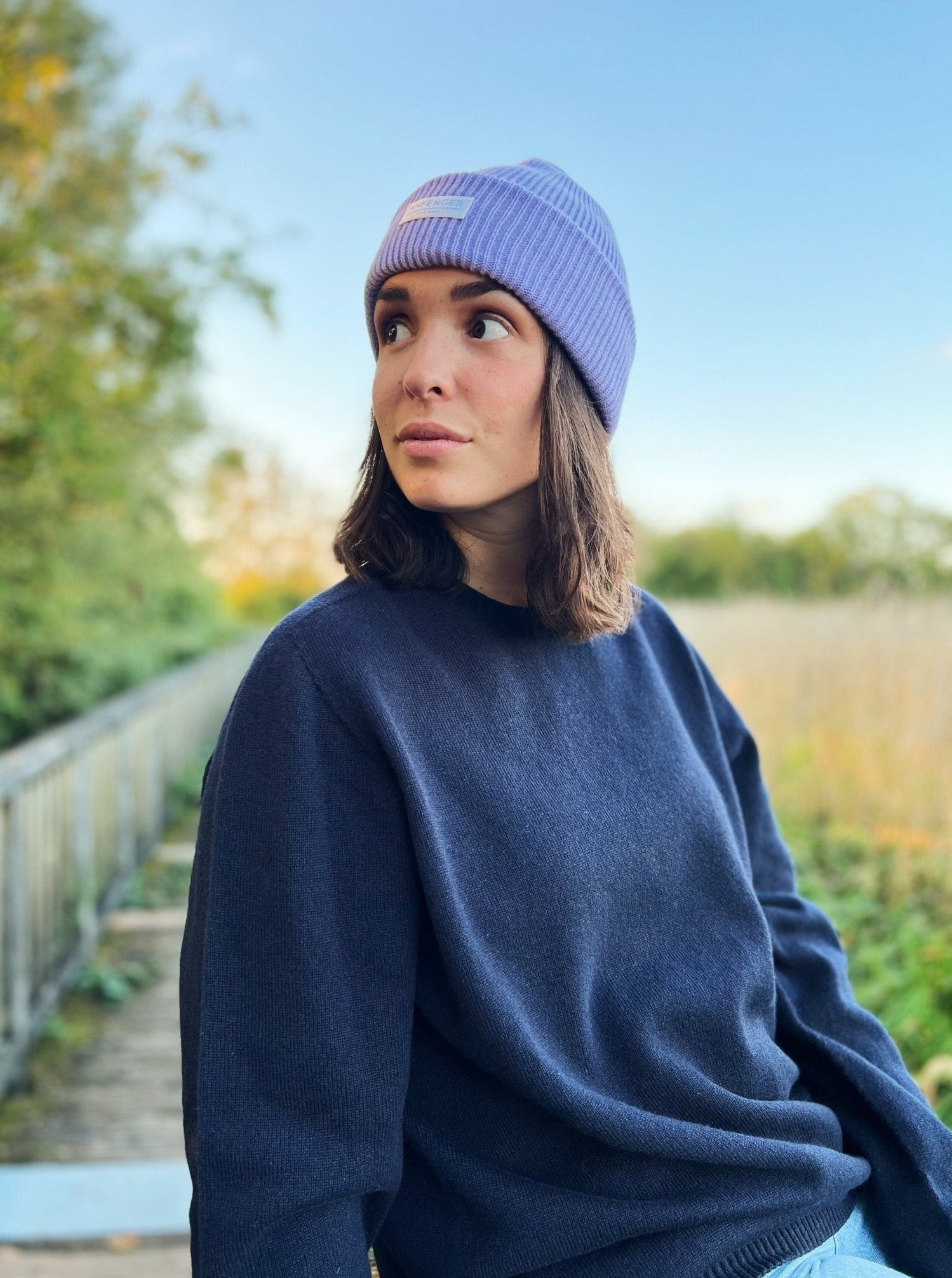 Feine Kaschmirbeanie - Flieder - Seite