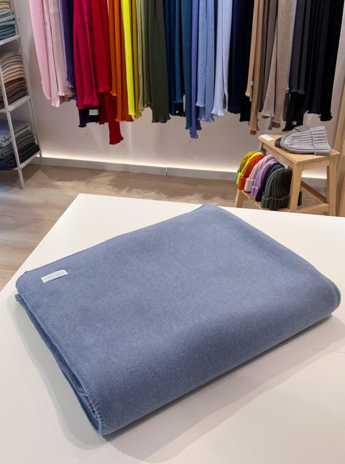 Fleecedecke B2B - Hellblau