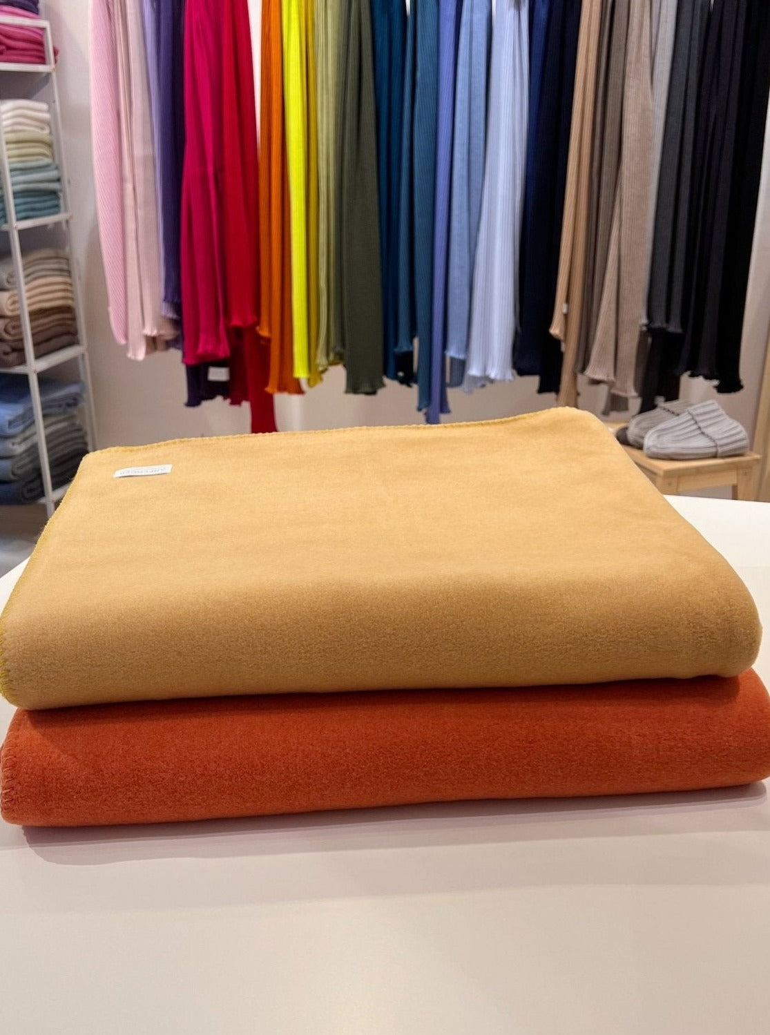 Fleecedecke B2B - zwei Fleecedecken- Gelb und Orange