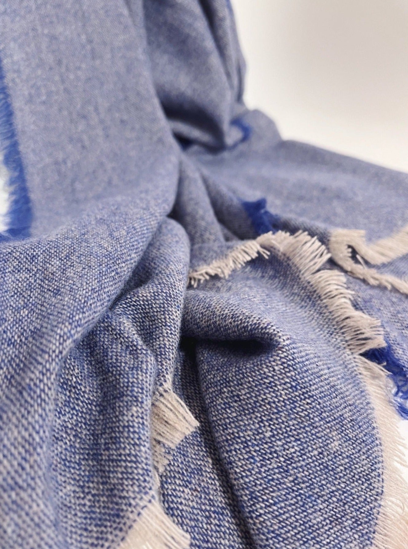 Kaschmir Wollschal mit Fransen - Blau