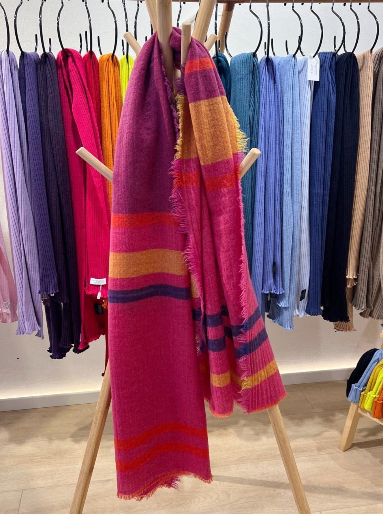 Kaschmir Wollschal mit Streifen - Pink Blau Senf - Front