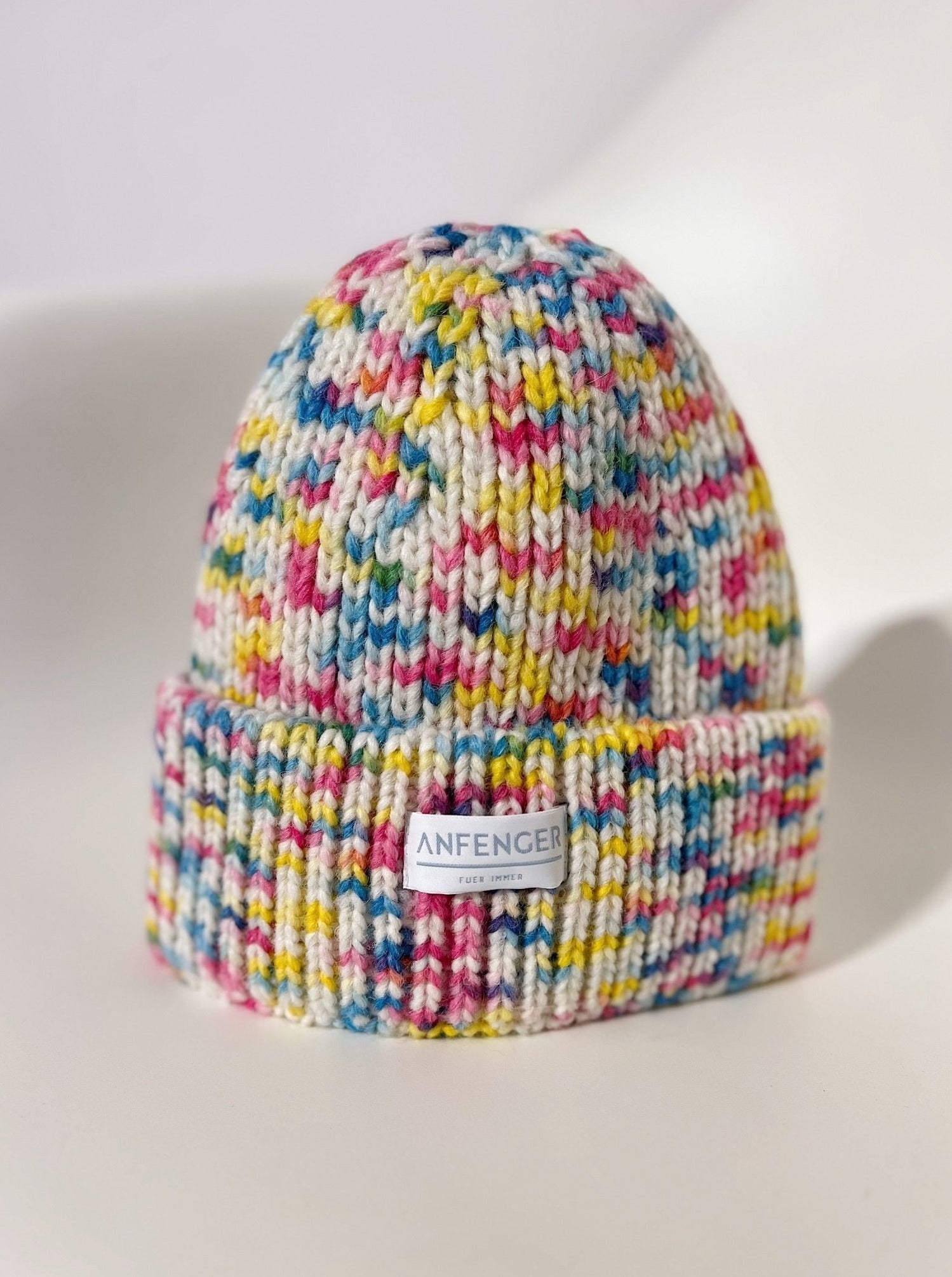 Konfetti Mütze - Weiß/Hellblau/Gelb/Pink - Front