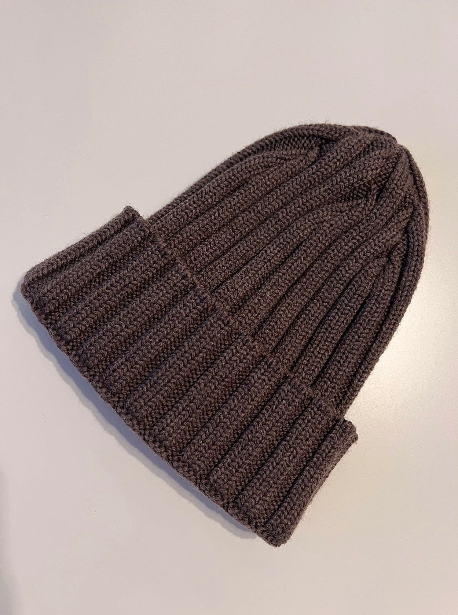 Rippenmütze B2B - Walnuss - Front