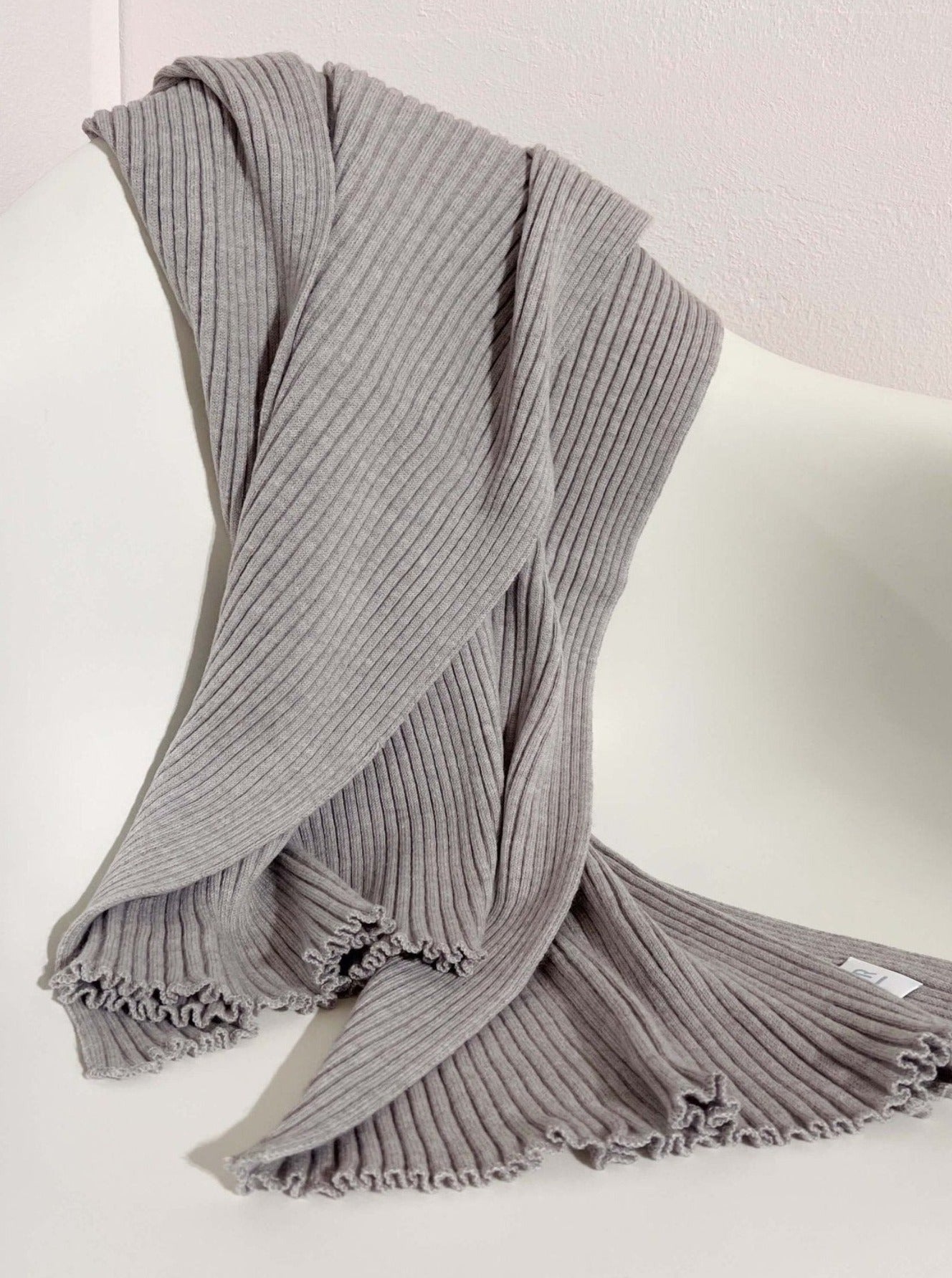 Rippenschal B2B - Hellgrau - Front