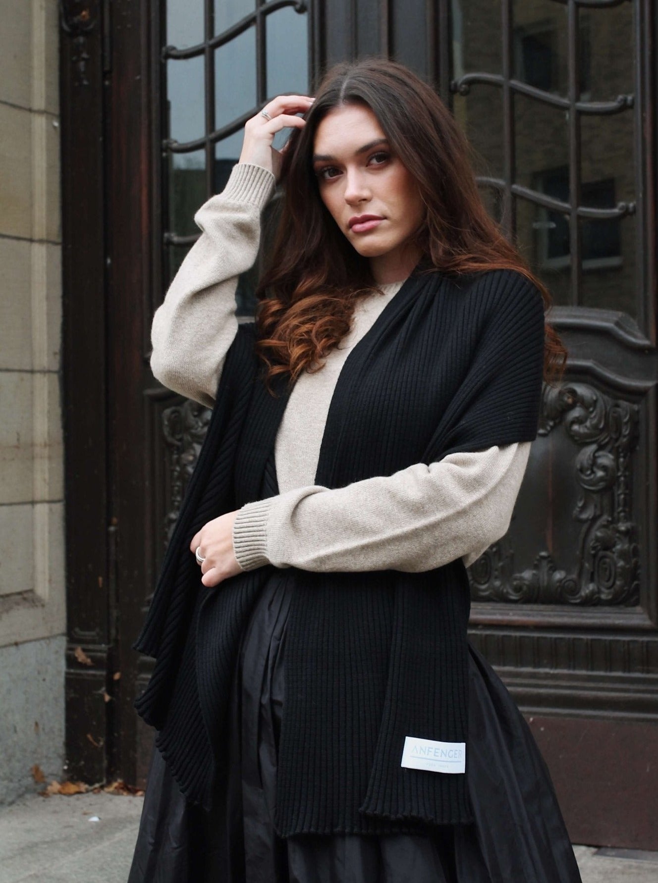 Rippenschal B2B - Schwarz - Front