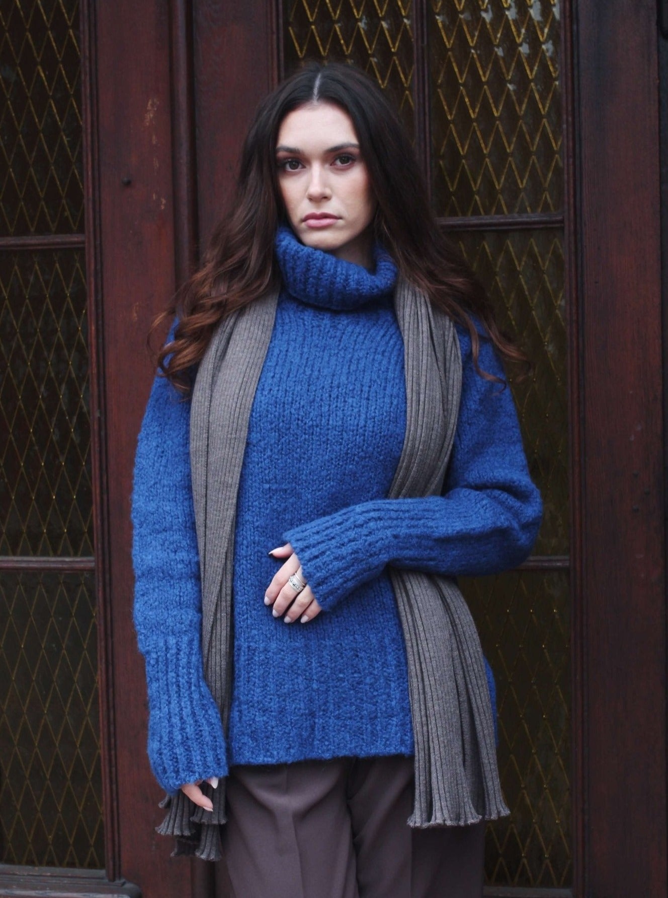 Rippenschal B2B - Walnuss - Front