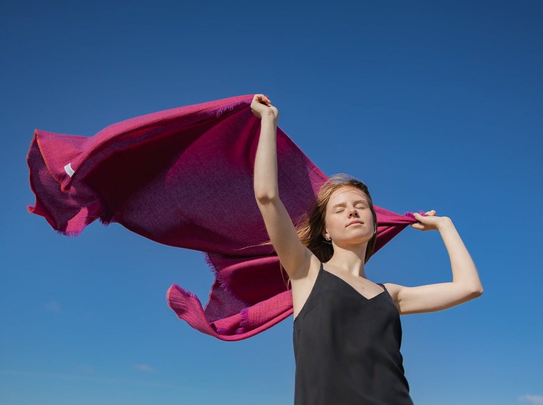 Slipdress Schwarz - Nahaufnahme